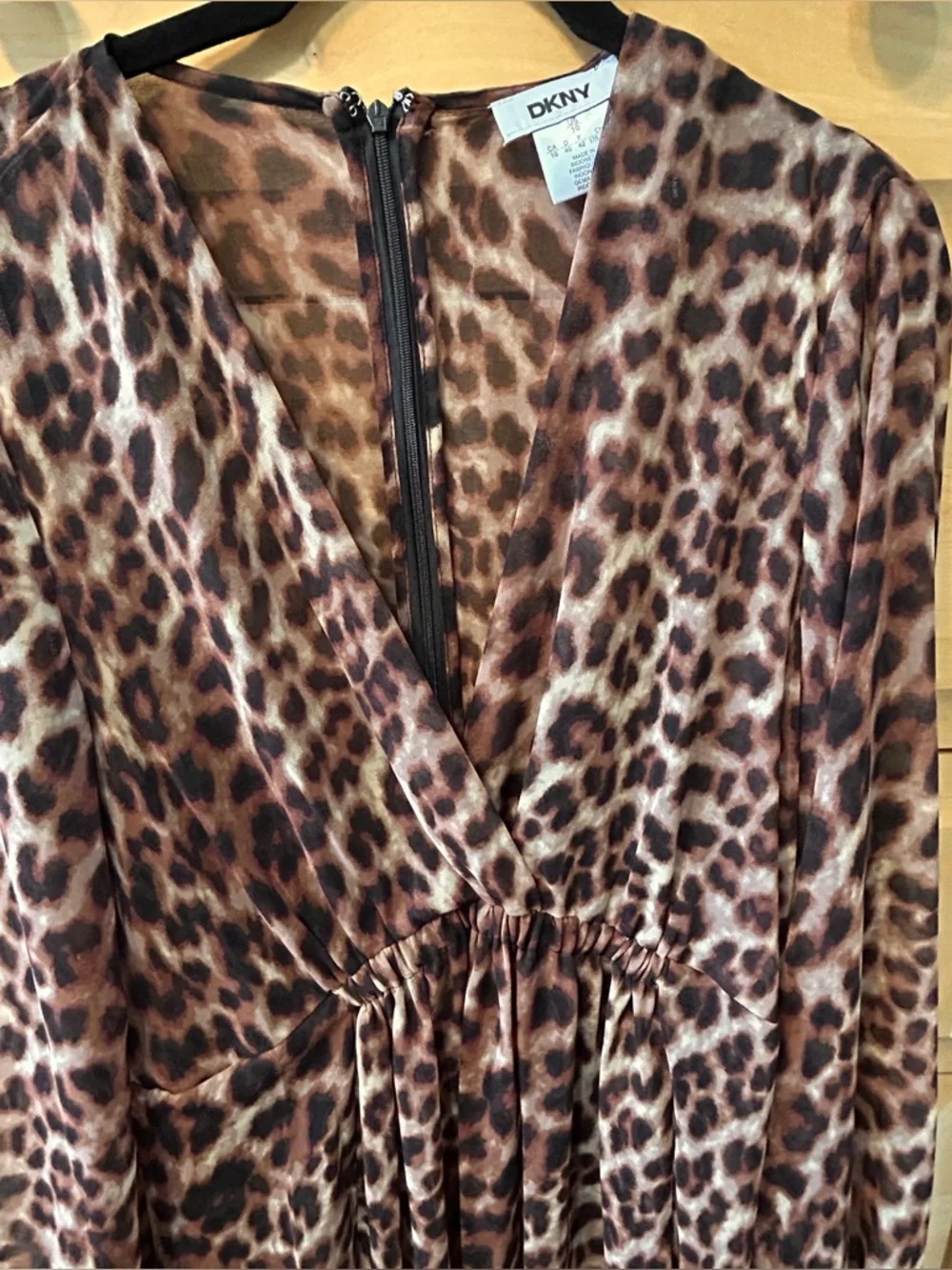 DKNY Chiffon Leopard Print Blouson Sleeve Empire Waist Dress - Picture 11 of 16
